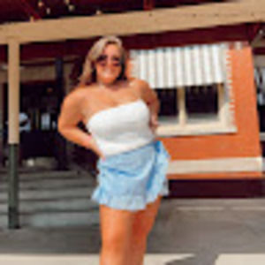 Meet your Posher, Sarah beth